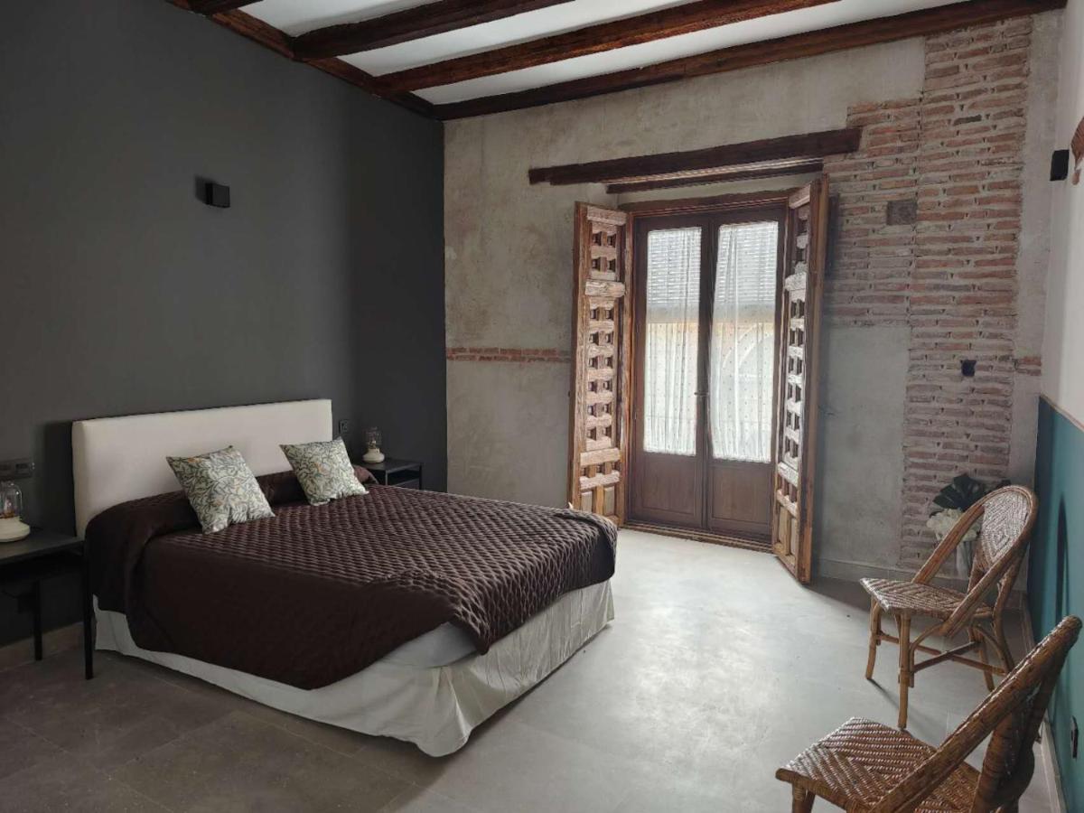 Casa De Los Mendoza - Casa Solariega En El Casco Historico Алькала-де-Энарес Экстерьер фото