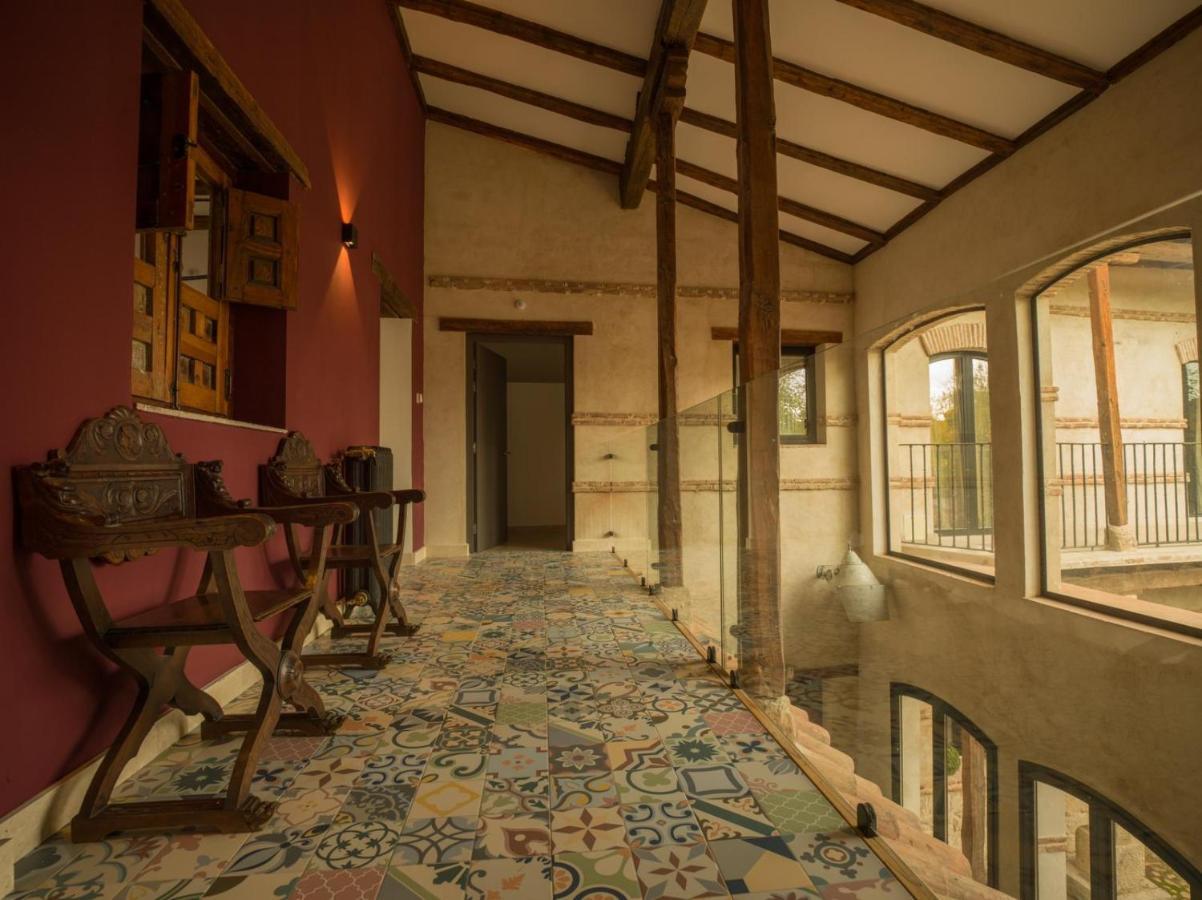 Casa De Los Mendoza - Casa Solariega En El Casco Historico Алькала-де-Энарес Экстерьер фото