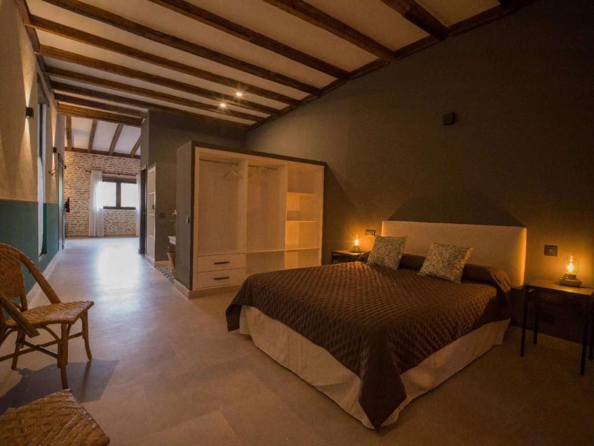 Casa De Los Mendoza - Casa Solariega En El Casco Historico Алькала-де-Энарес Экстерьер фото