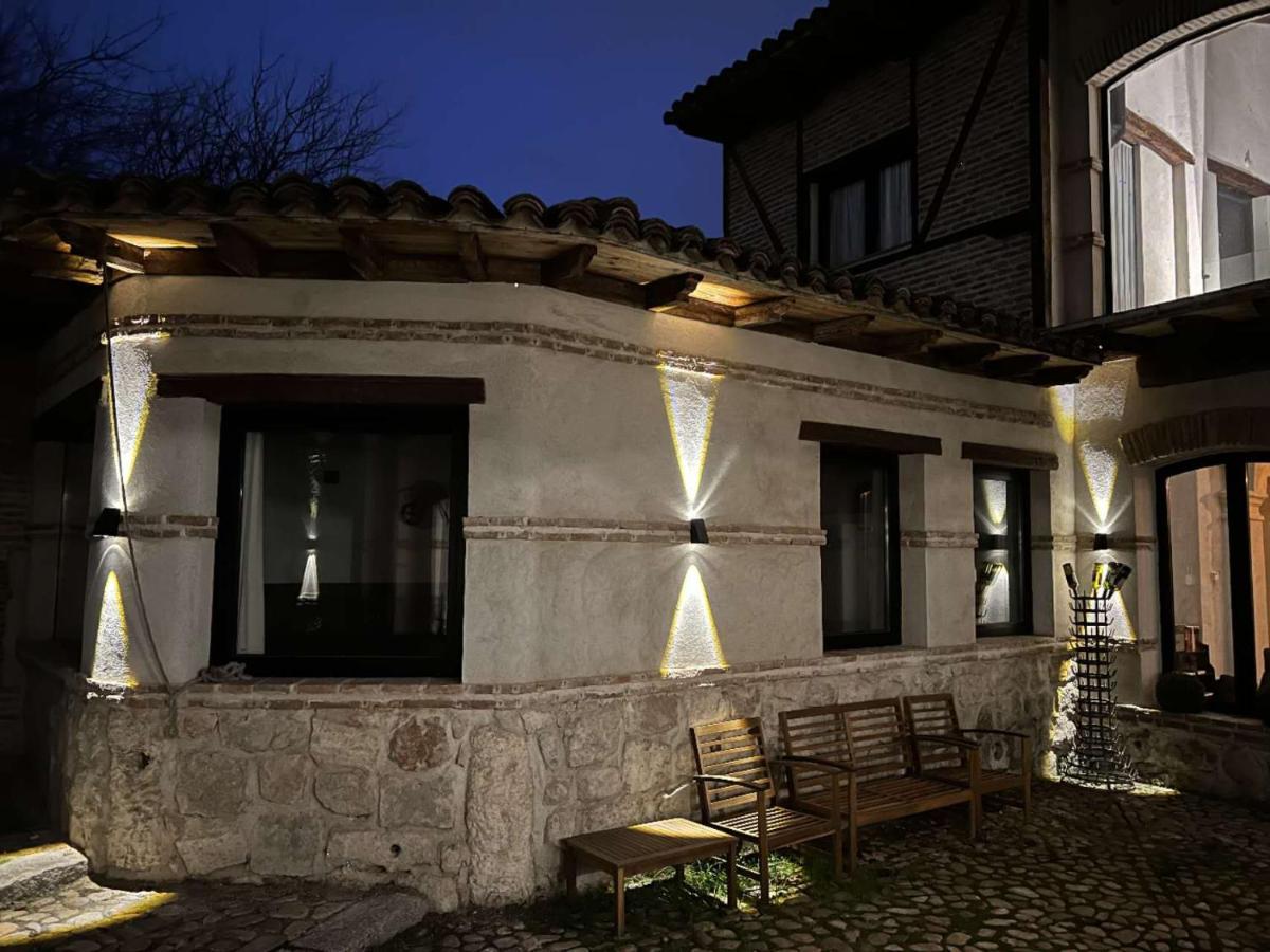 Casa De Los Mendoza - Casa Solariega En El Casco Historico Алькала-де-Энарес Экстерьер фото